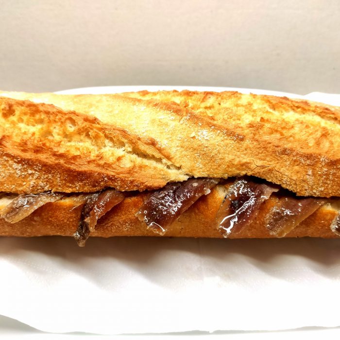 Bocadillo de filetes de anchoas de Santoña Gourmet | TodoTortillas